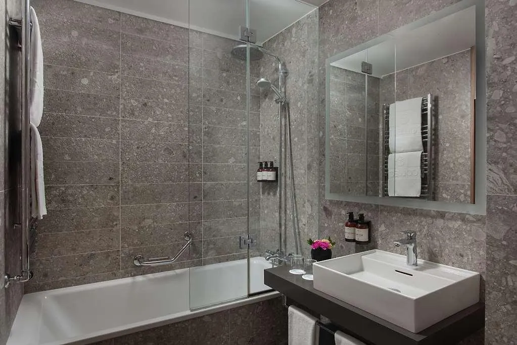 **** Hotel Nh Collection City Life Milan Italy